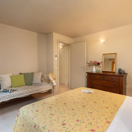 Calanchi Apartamento *